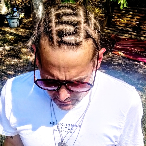 Meet your Posher, Jday - Picture 2 of 2